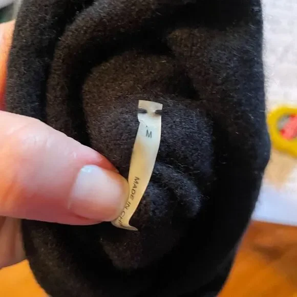 MARGARET O’LEARY | black high neck sleeveless cashmere sweater M - Picture 11 of 12